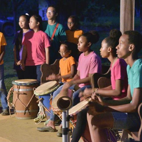 Concert improvisé par les jeunes de Saül © DR Parc amazonien de Guyane