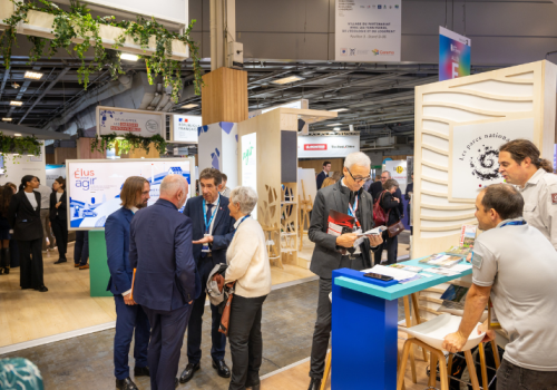 Stand des parcs nationaux au Salon des maires et des collectivités locales 2024 © I. Martel