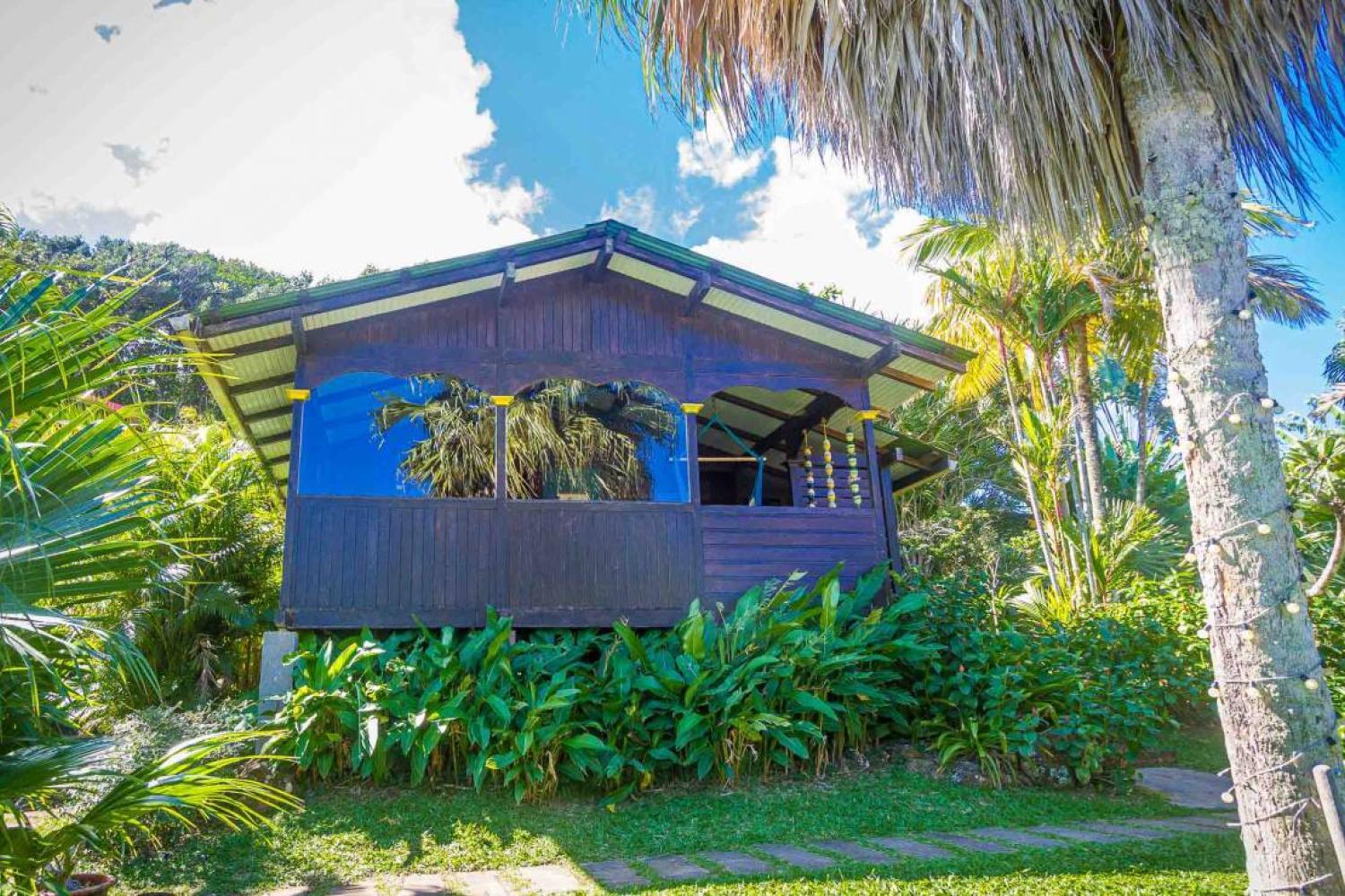 bd_png_cabane_en_bois_ecolodge_c_piton_bungalows.jpg